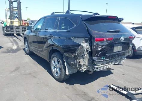 2021 Toyota Highlander Le z USA, uszkodzony, nr VIN 5TDZZRAH5MS068710